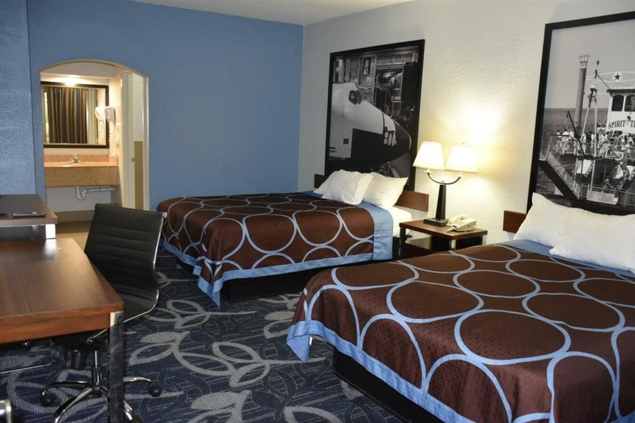 Super 8 By Wyndham Houston Hobby Airport South Hotel Kültér fotó